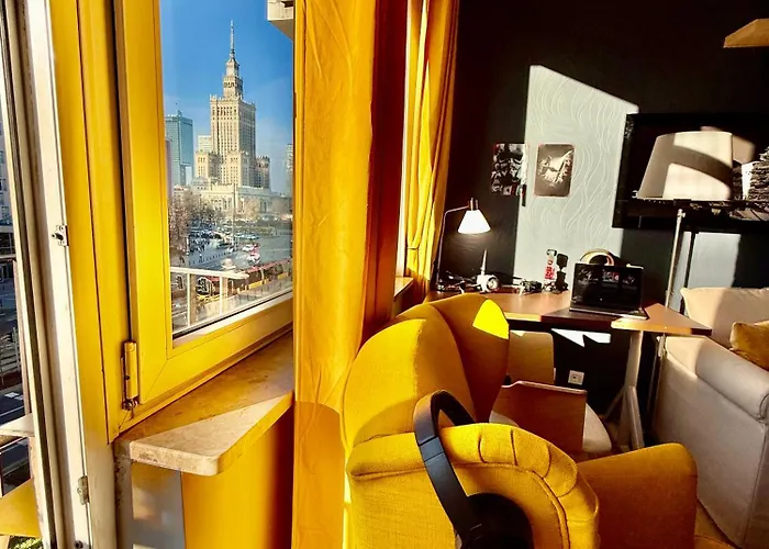 Apartment Forum Metro Wifi 1gbs 70'tv Netflix Hbo Appletv *