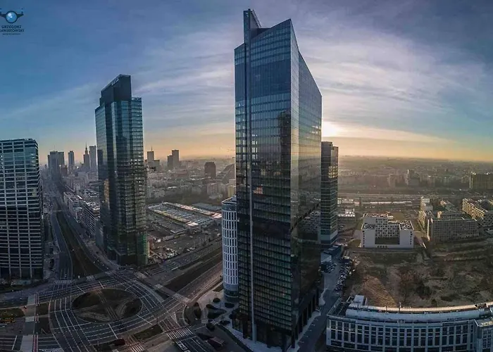 Apartment Forum Metro Wifi 1gbs 70'tv Netflix Hbo Appletv Warschau