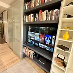 Forum Metro Wifi 1gbs 70'tv Netflix Hbo Appletv *