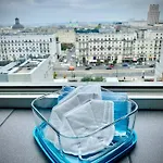 Apartamento Forum Metro Wifi 1gbs 70'tv Netflix Hbo Appletv Varsóvia