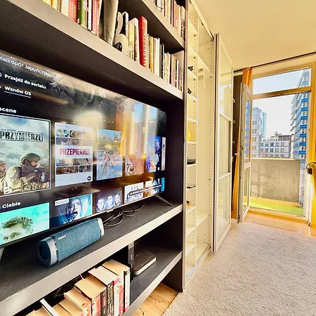 شقة Forum Metro Wifi 1gbs 70'tv Netflix Hbo Appletv *