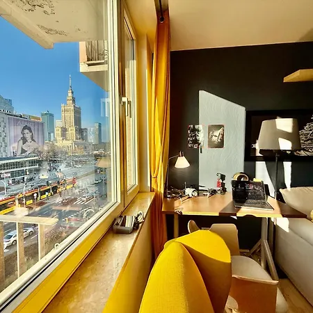 Forum Metro Wifi 1gbs 70'tv Netflix Hbo Appletv * وارسو