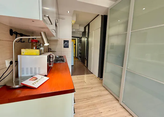 Forum Metro Wifi 1gbs 70'tv Netflix Hbo Appletv شقة