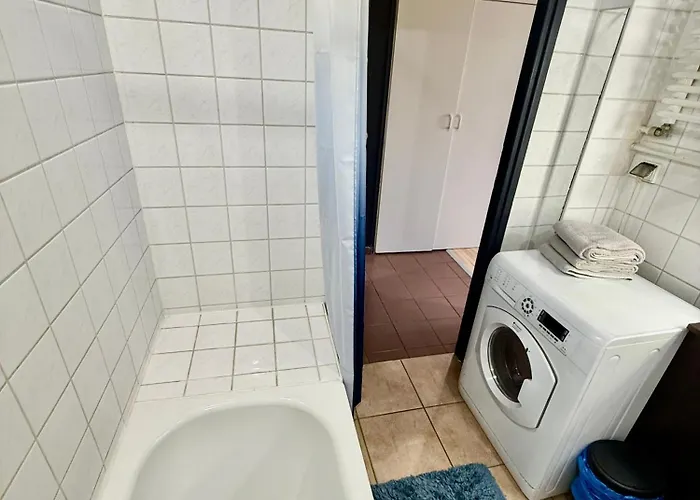 Forum Metro Wifi 1gbs 70'tv Netflix Hbo Appletv