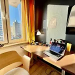 Forum Metro Wifi 1gbs 70'tv Netflix Hbo Appletv Apartament