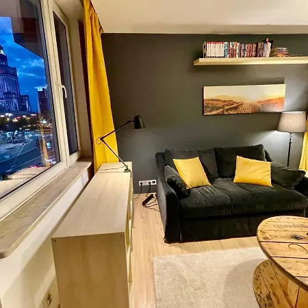 Apartment Forum Metro Wifi 1gbs 70'tv Netflix Hbo Appletv *