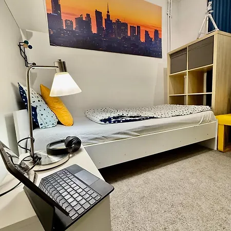 Forum Metro Wifi 1gbs 70'tv Netflix Hbo Appletv Apartament Warszawa